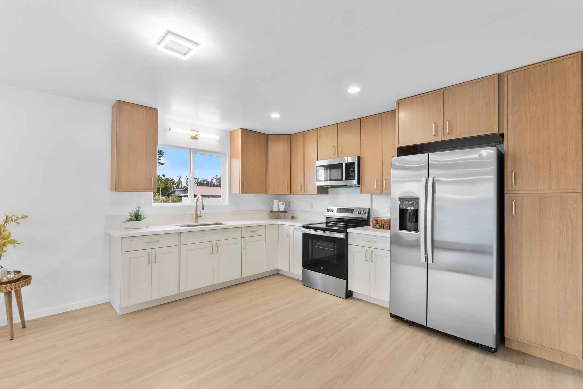 16-2135 TREE FERN DR