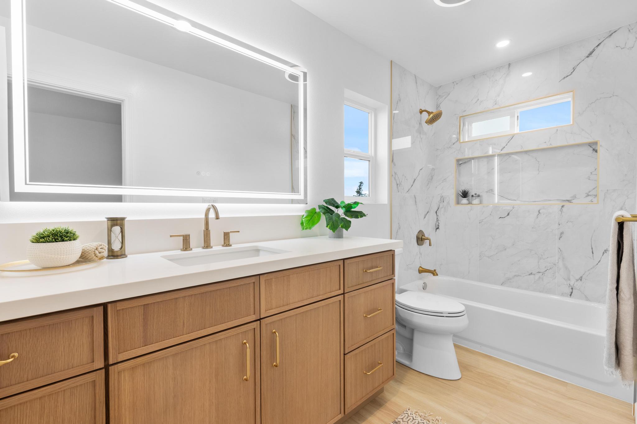 16-2135 TREE FERN DR