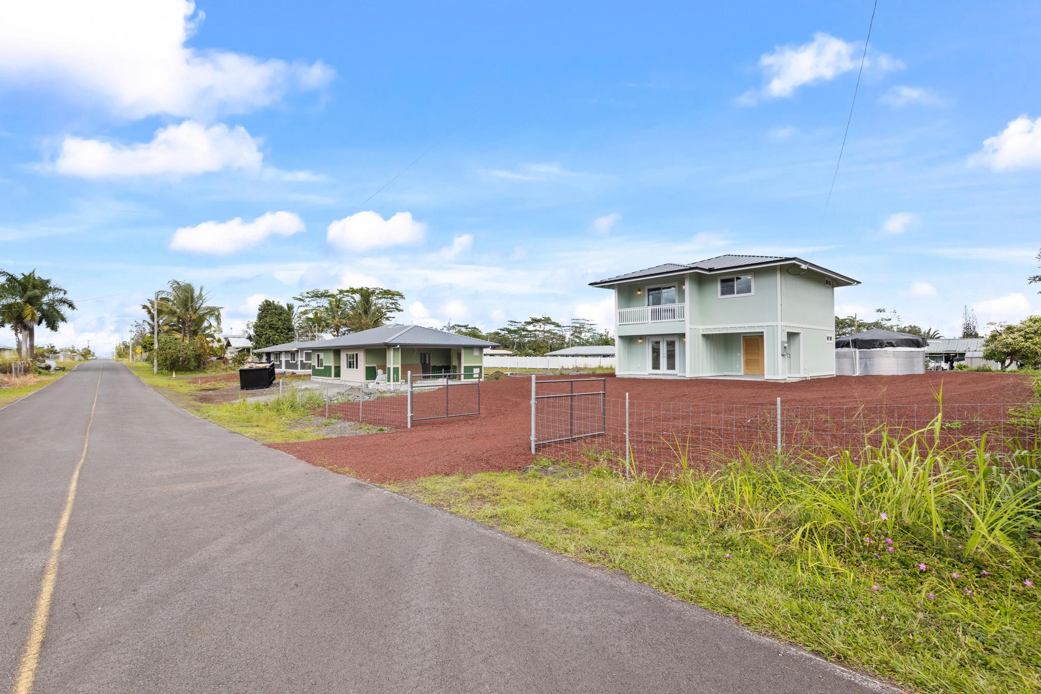 16-2135 TREE FERN DR