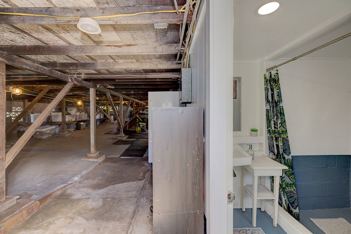 438-A WAINAKU ST