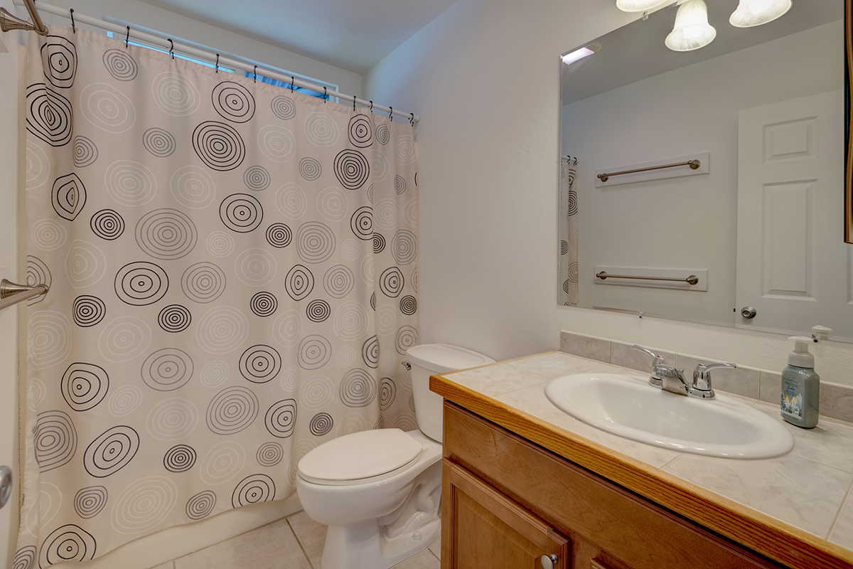 18-7862 EWALINA RD