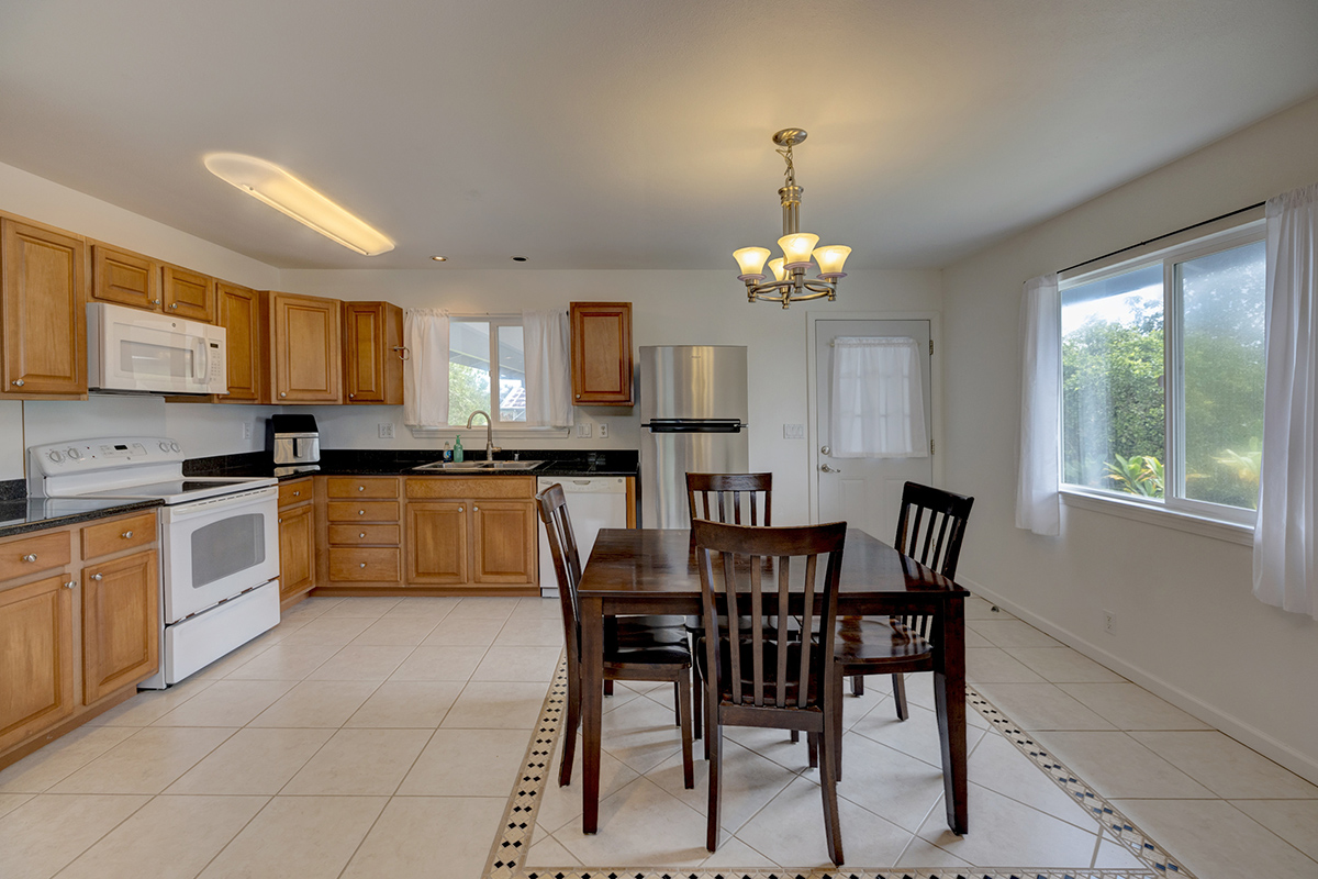 18-7862 EWALINA RD