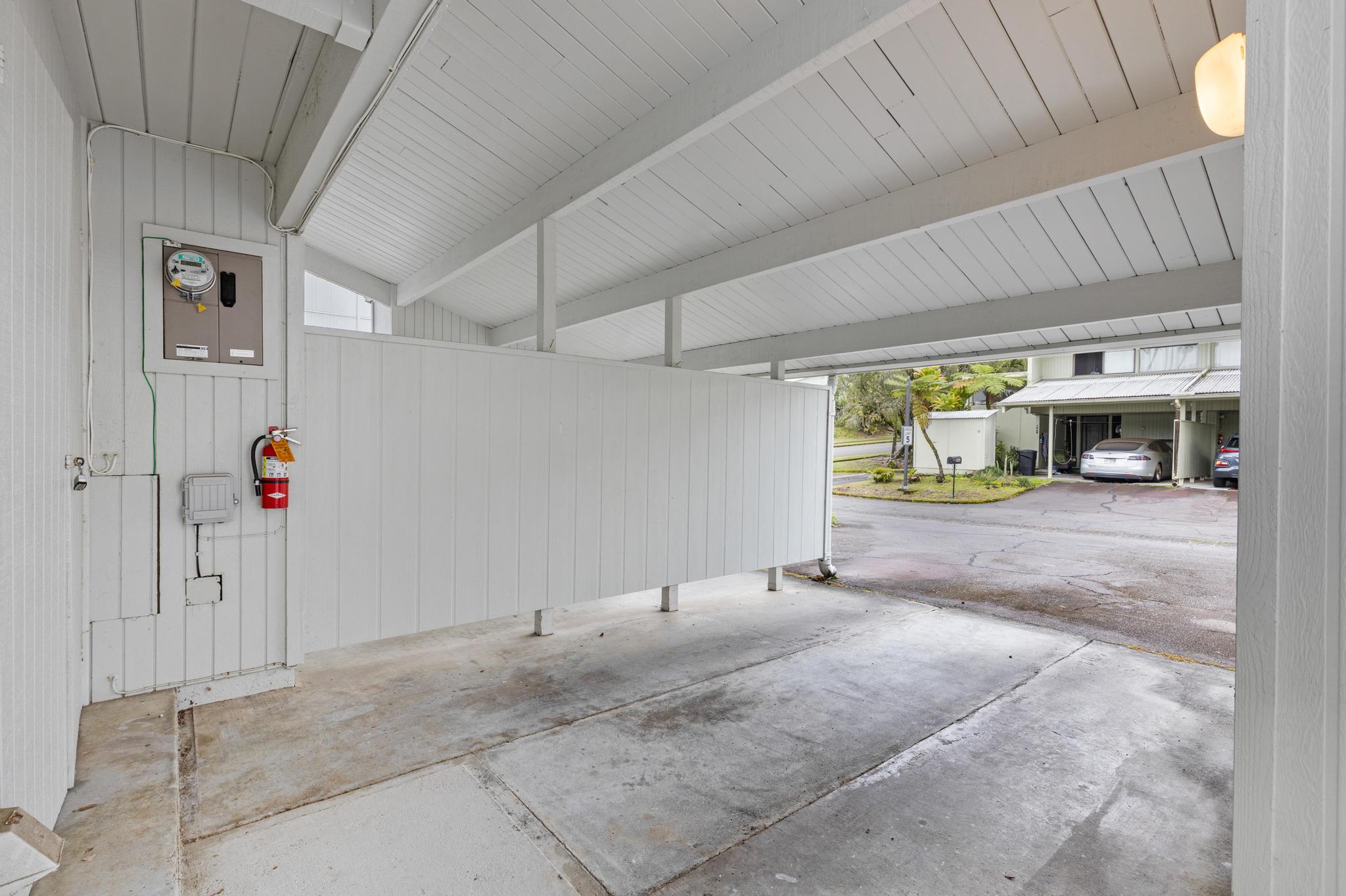 932 KUMUKOA ST C104