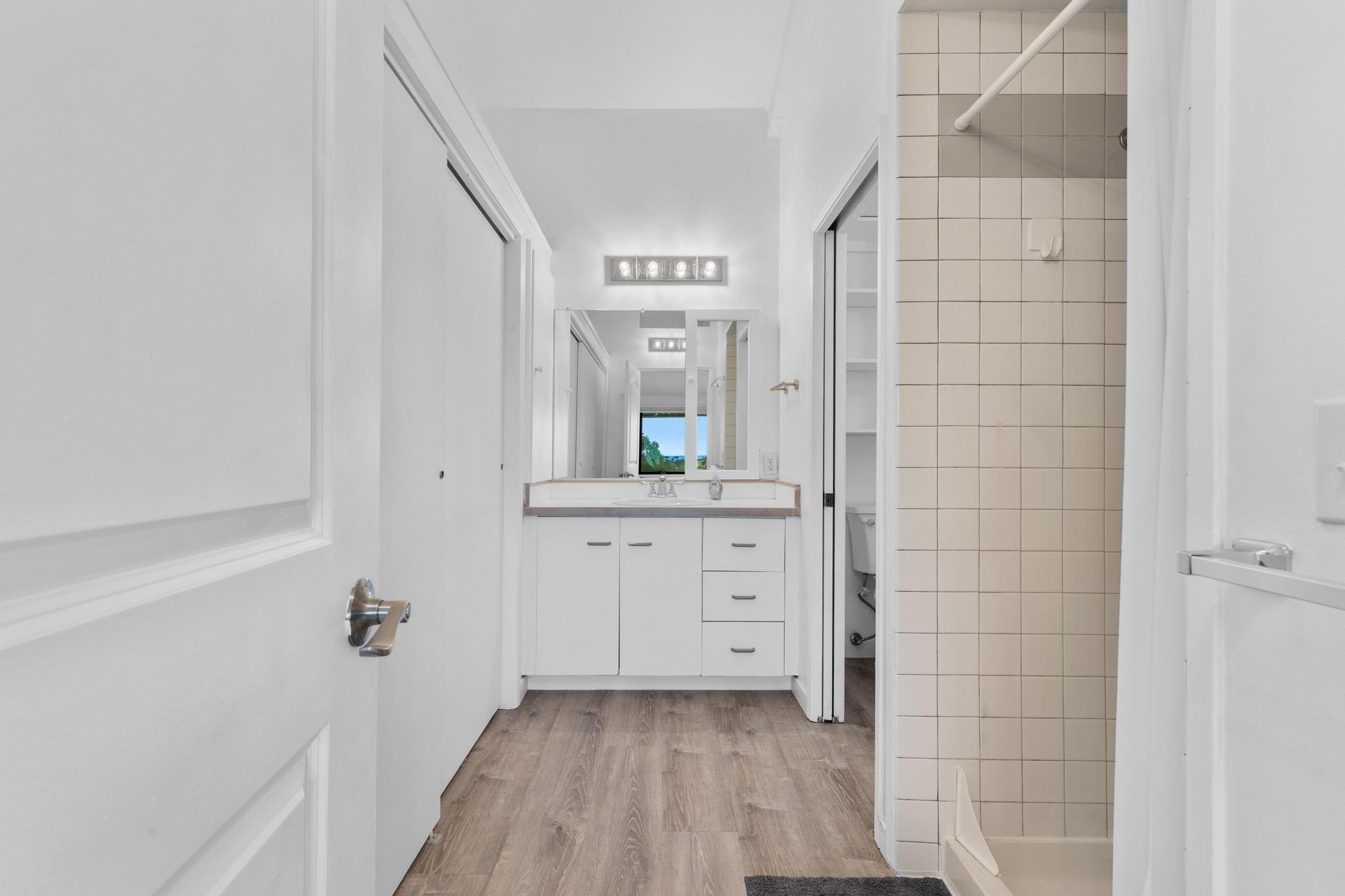 932 KUMUKOA ST C104