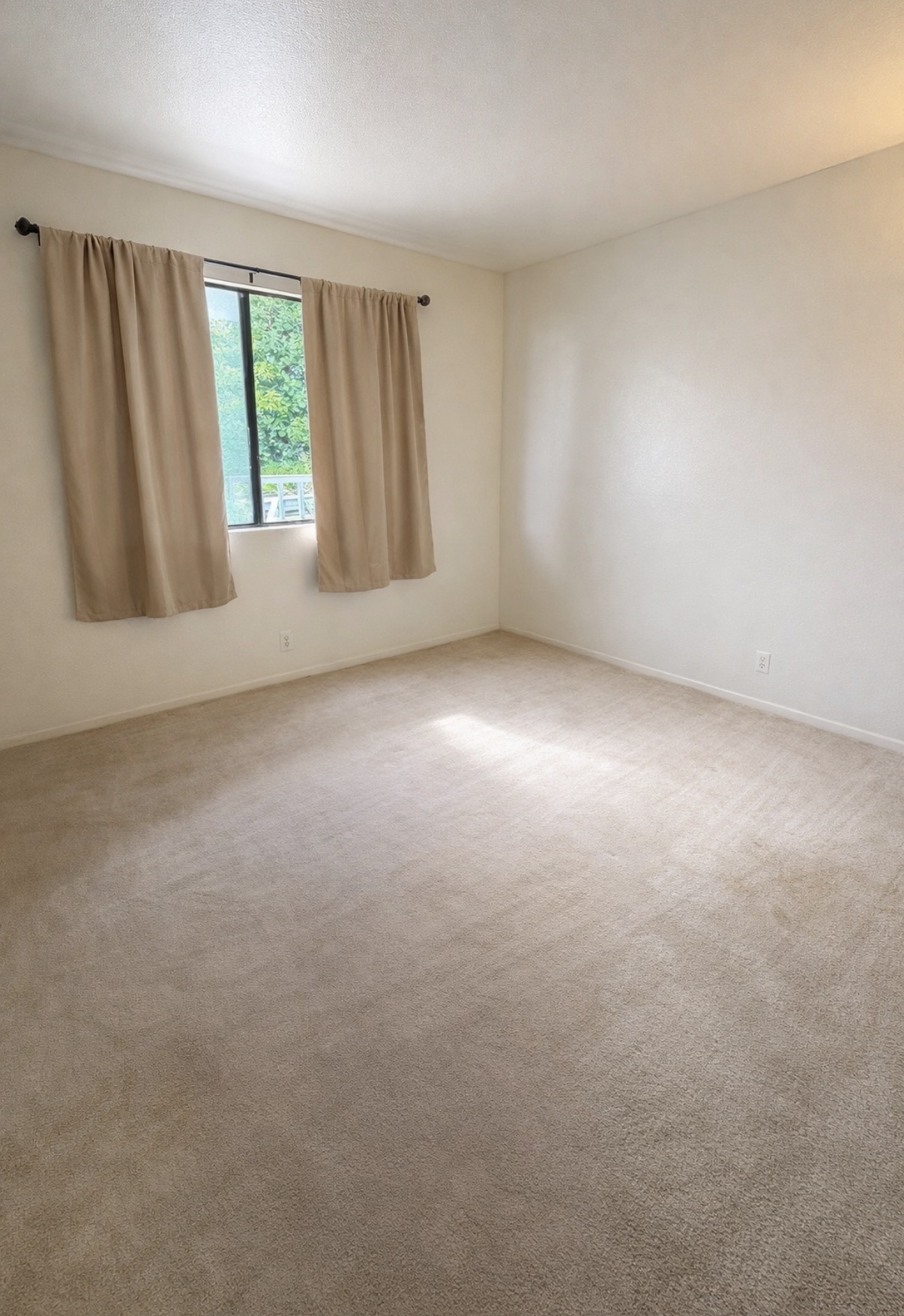 82-6065 MAMALAHOA HIGHWAY C202