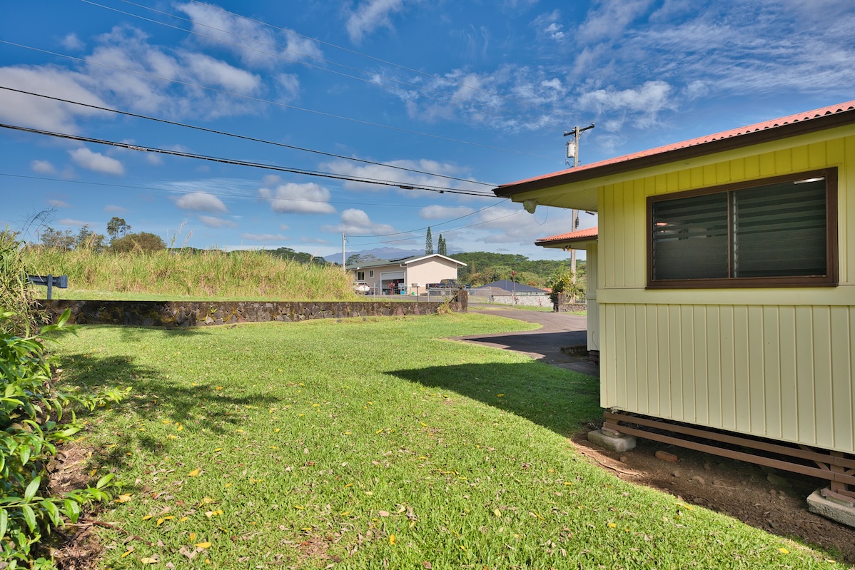 235 MALAAI RD