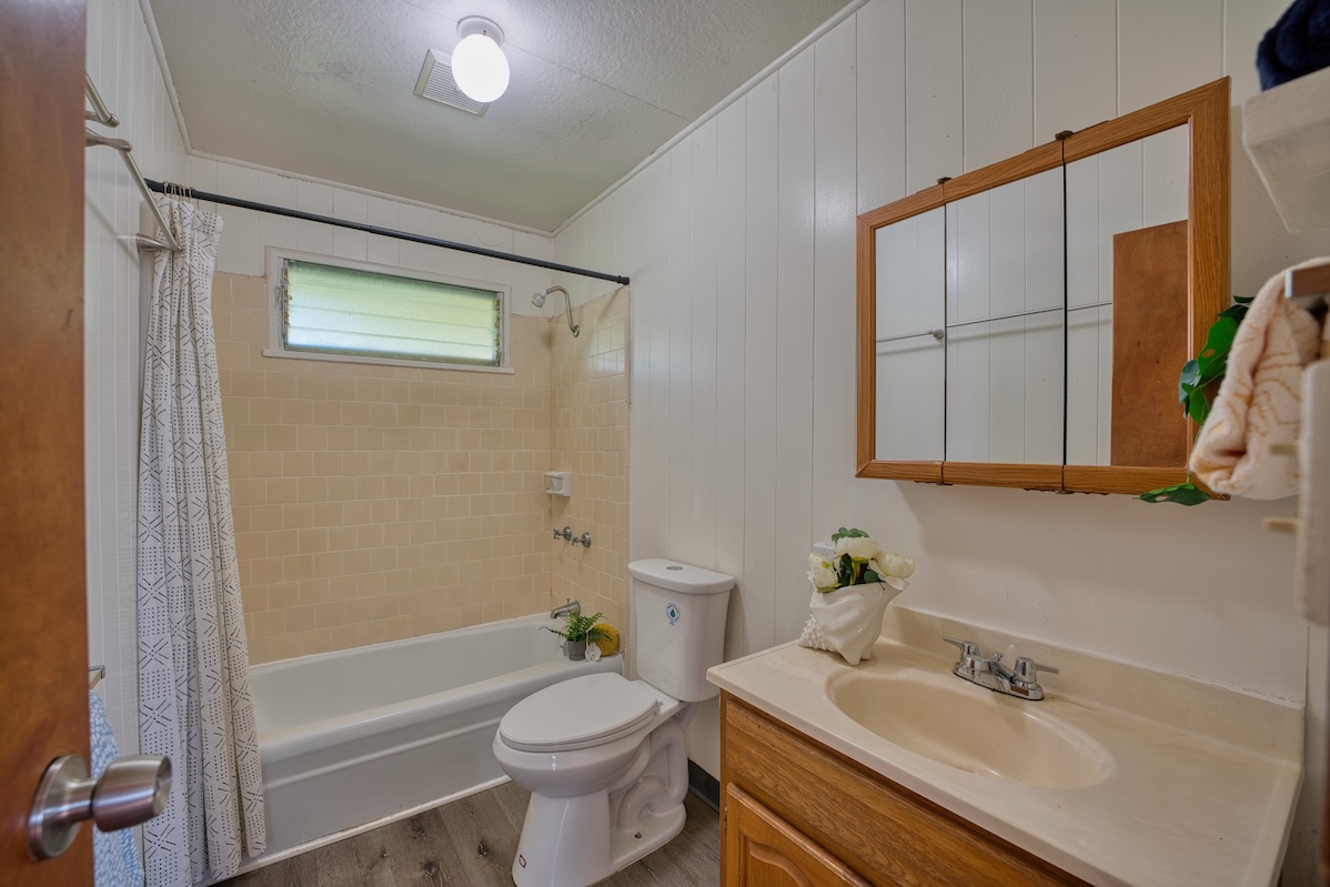 235 MALAAI RD