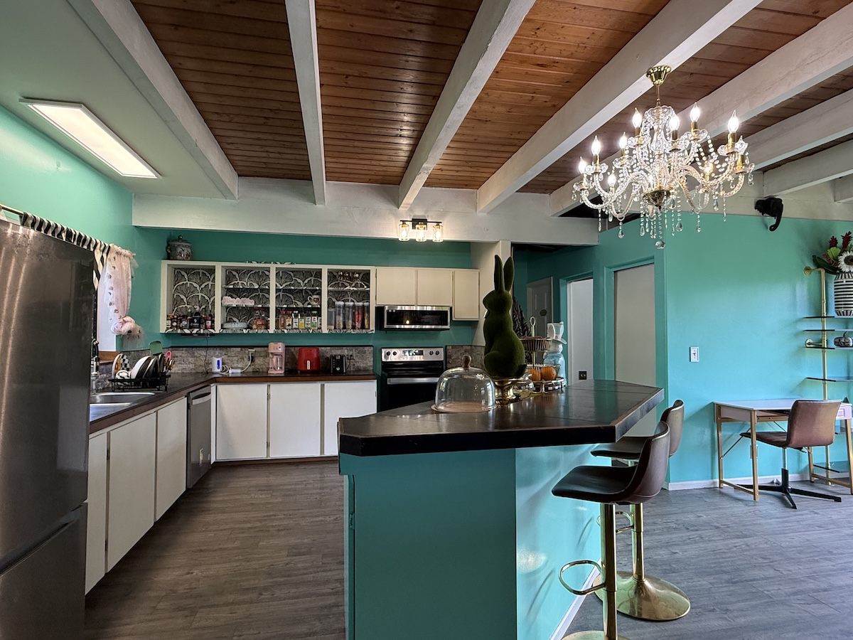 12-493 ALOHA RD