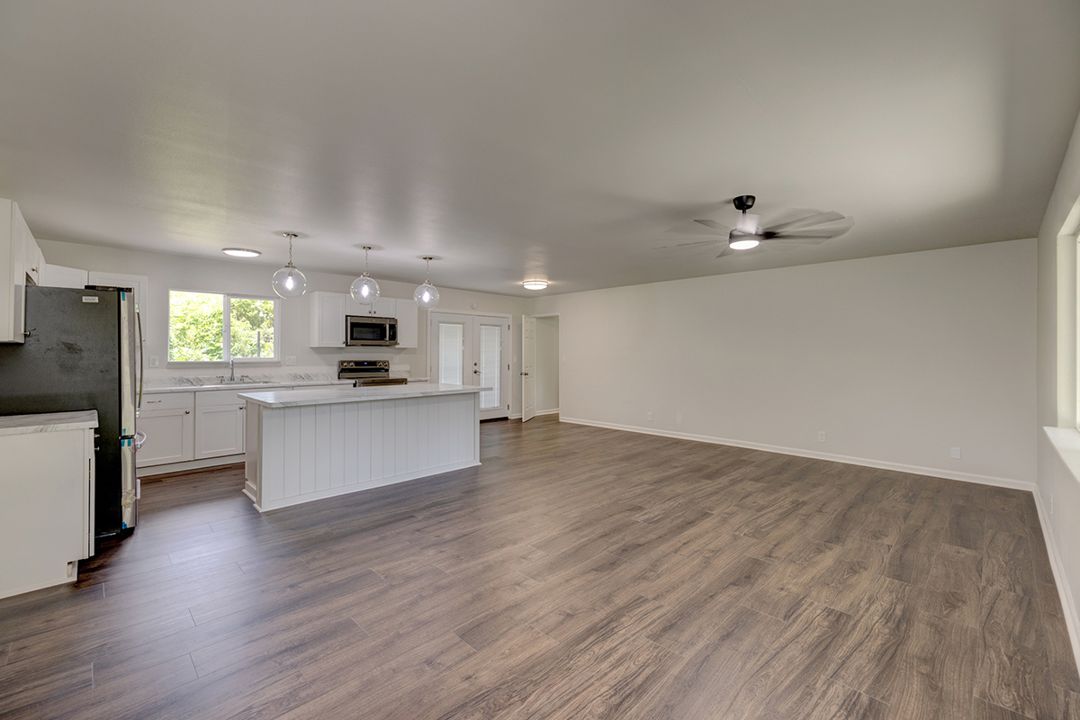 424 PUAINAKO ST