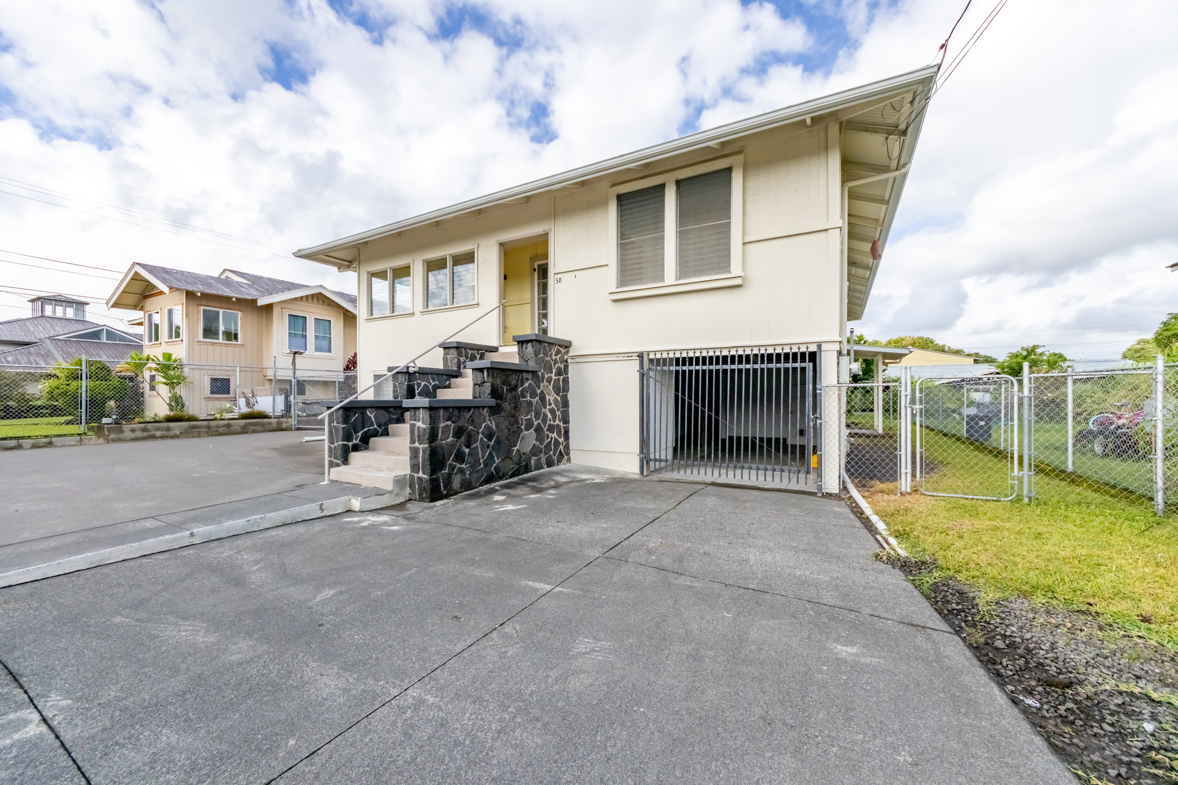 38 LEI ST