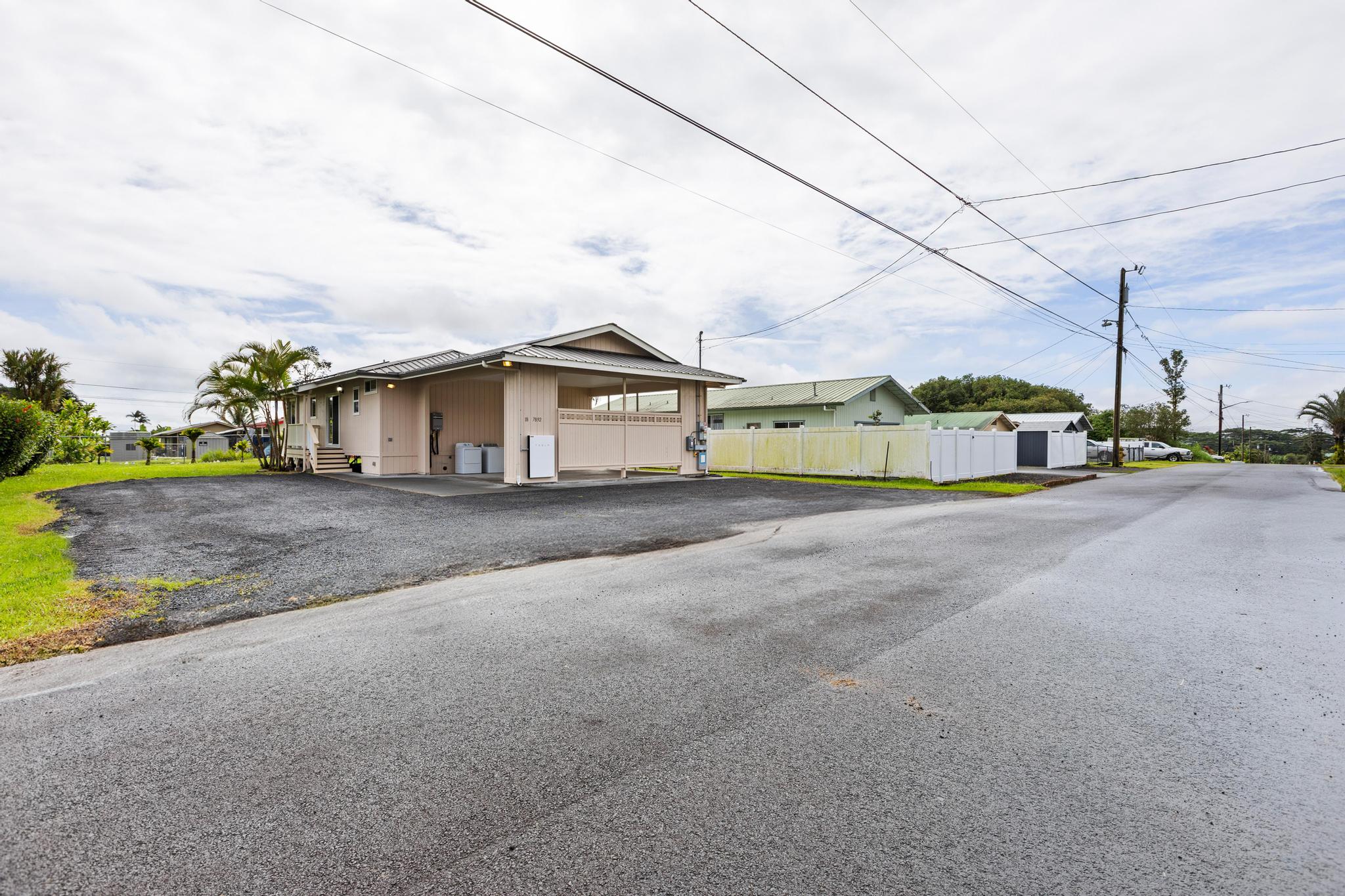 18-7892 PELEKE RD