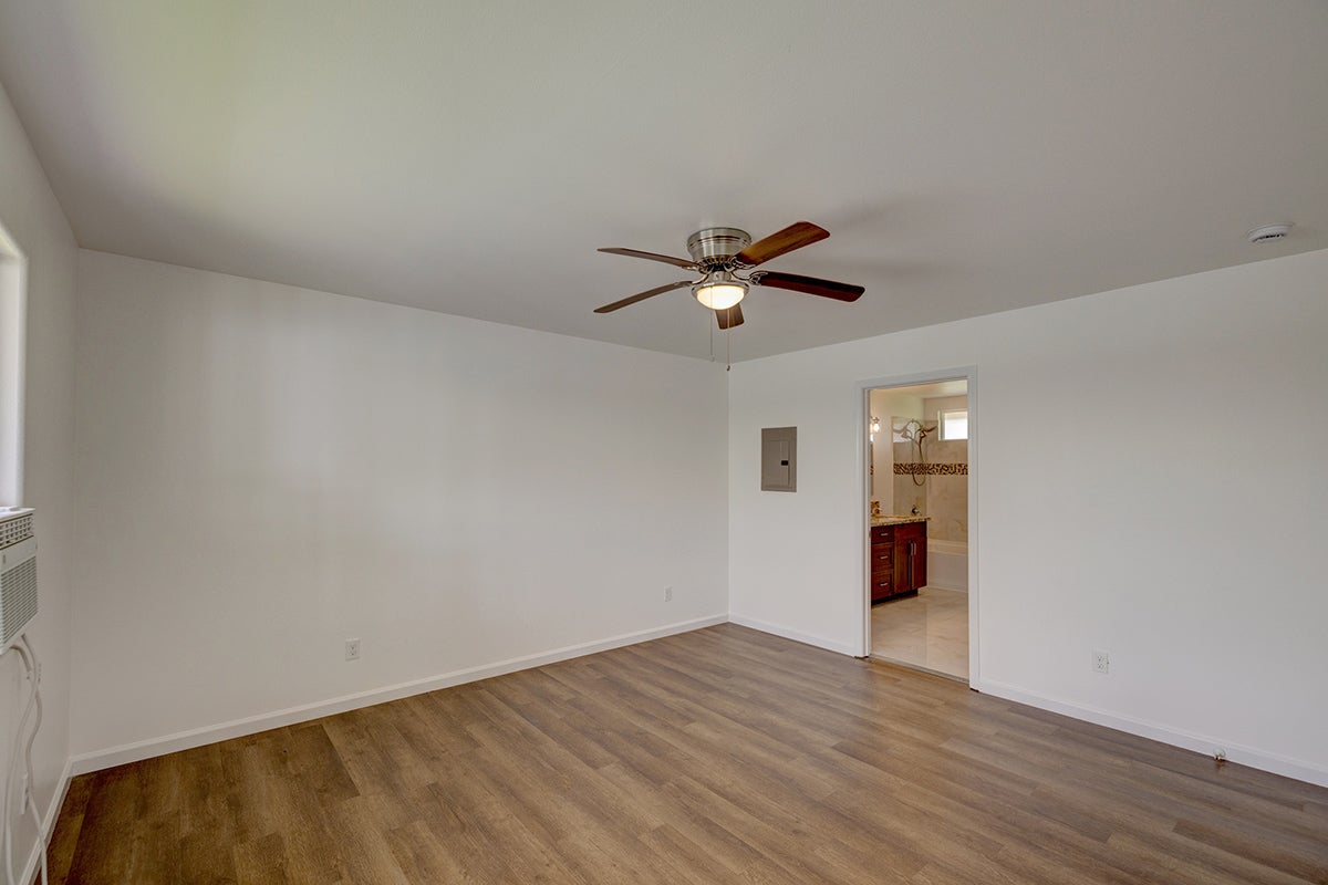 18-7892 PELEKE RD