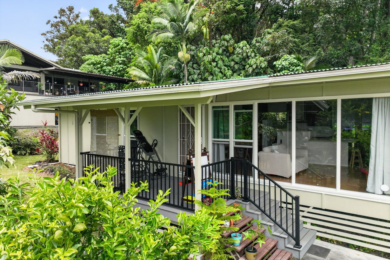243 AIPUNI ST