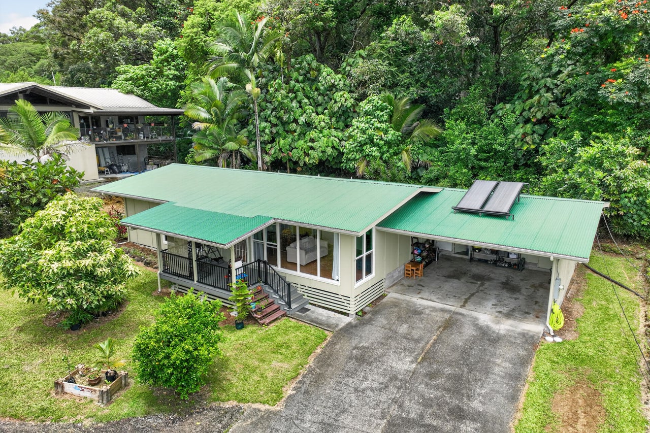 243 AIPUNI ST