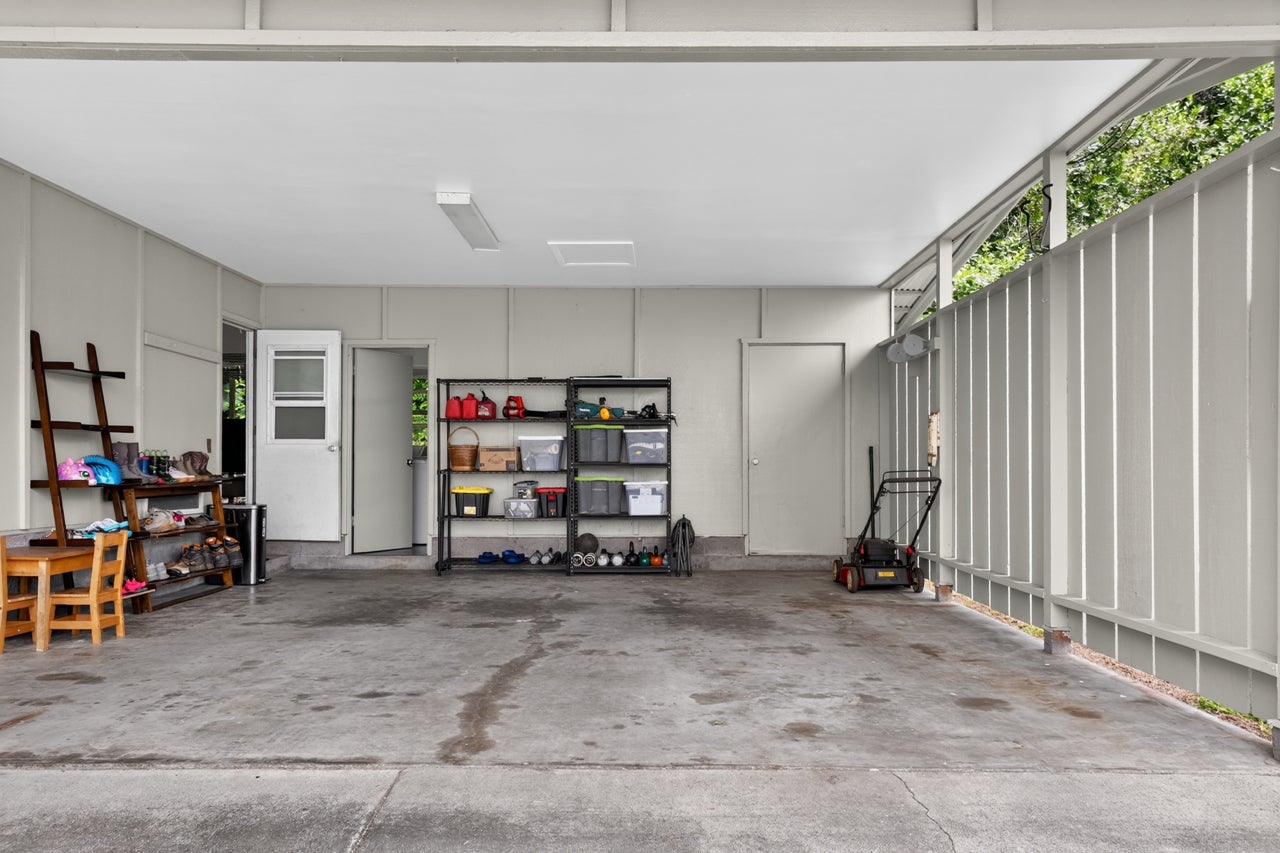 243 AIPUNI ST