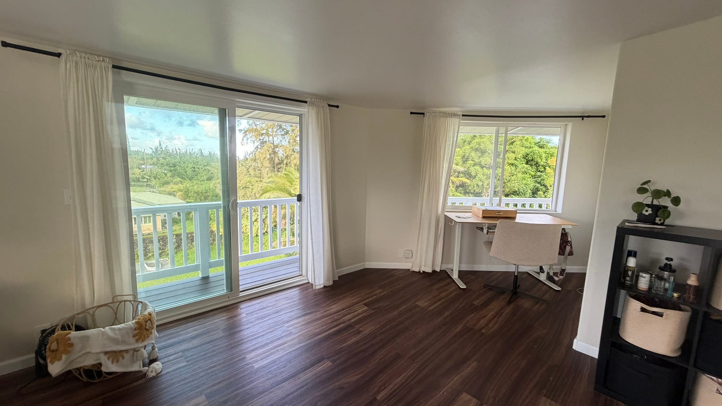 15-1077 AMAU RD