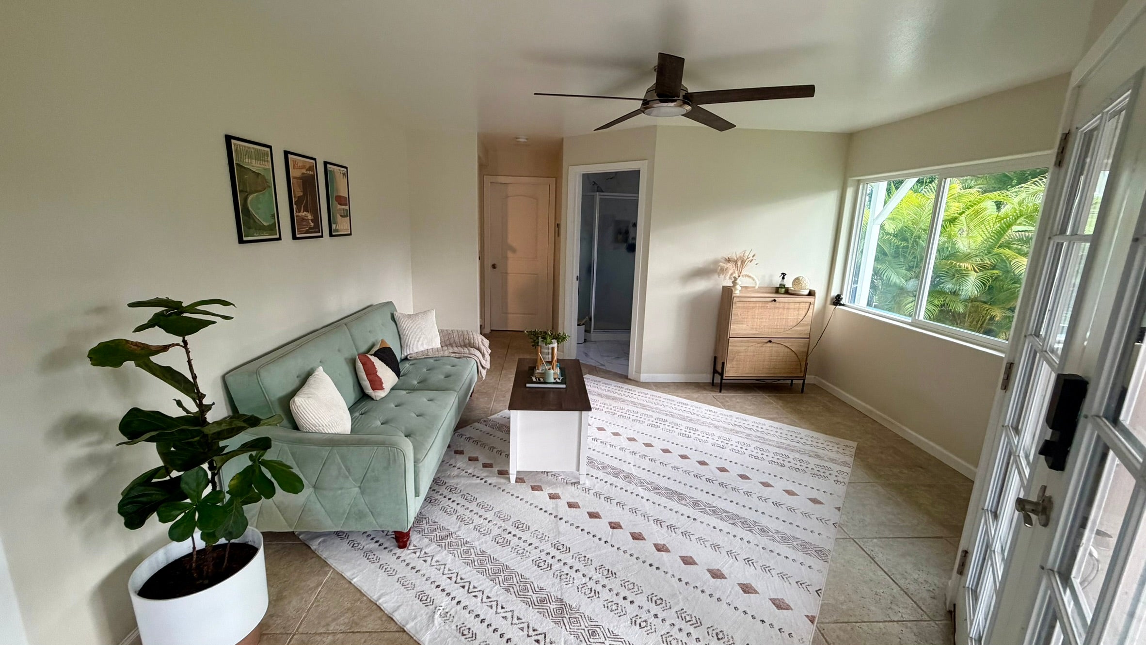 15-1077 AMAU RD