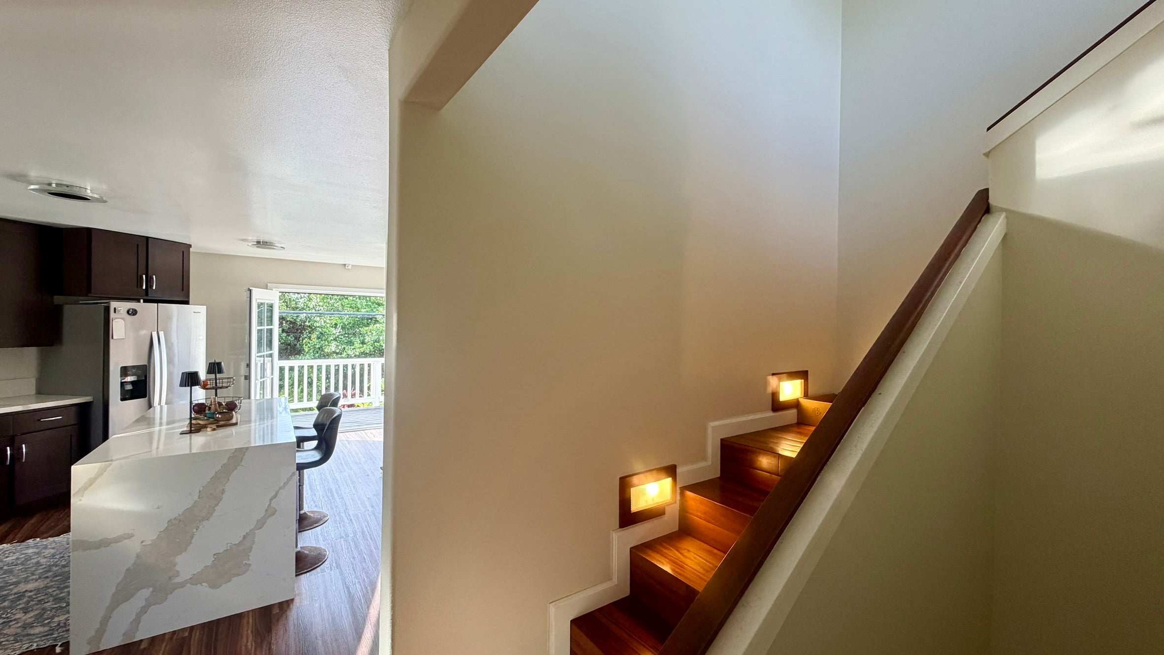 15-1077 AMAU RD