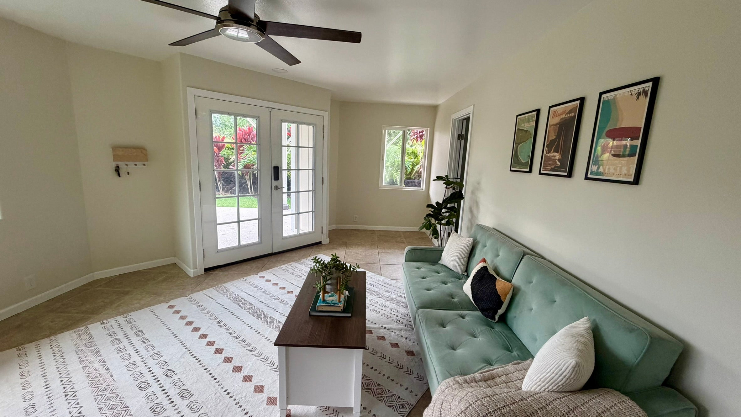 15-1077 AMAU RD