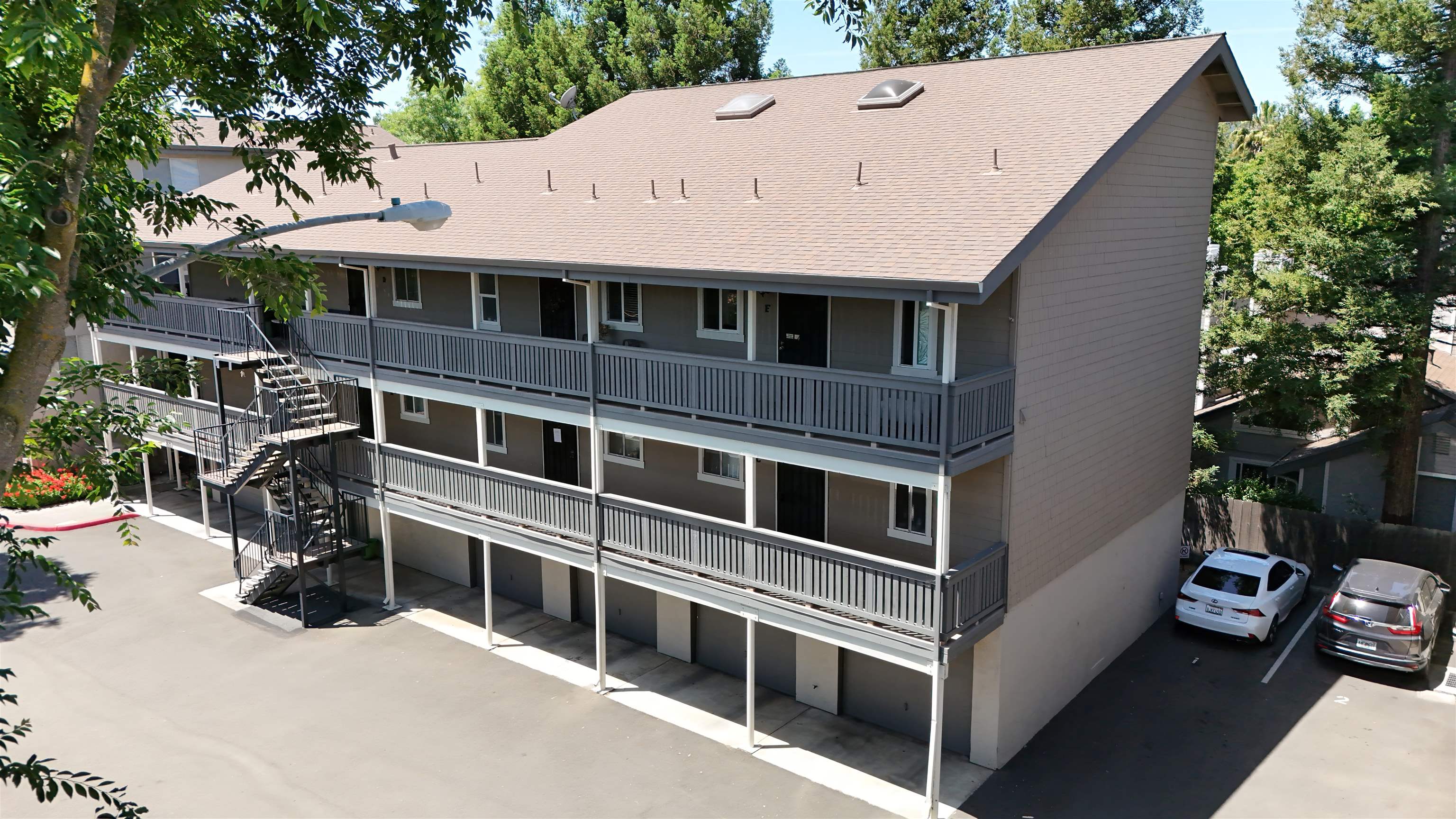3839 Vineyard Ave # 45