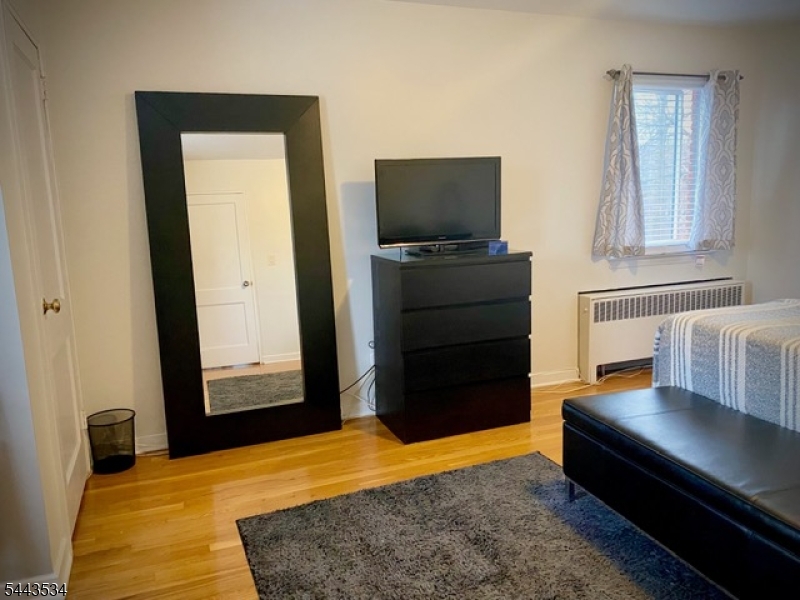 26B Troy Dr b
