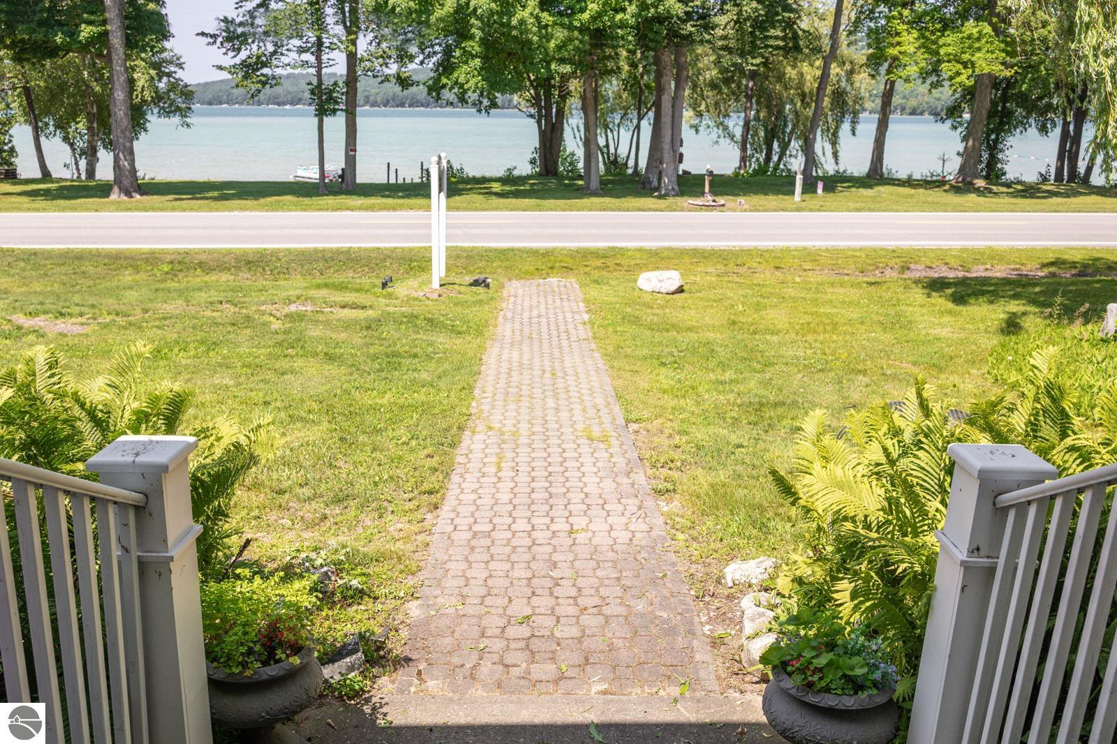 7345 W Glenmere Road
