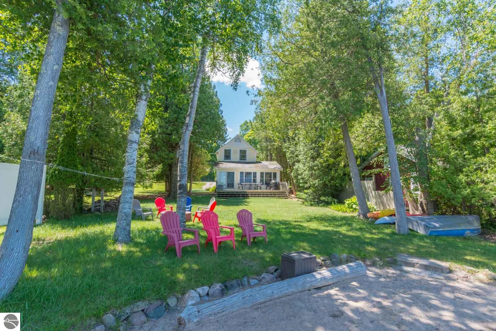 530 E Harbor Highway