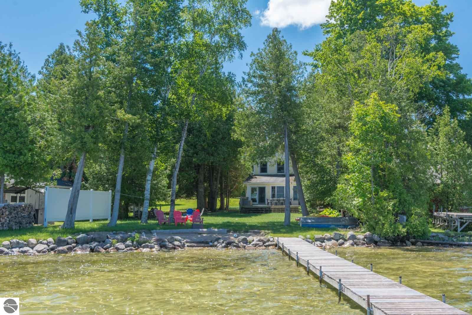 530 E Harbor Highway