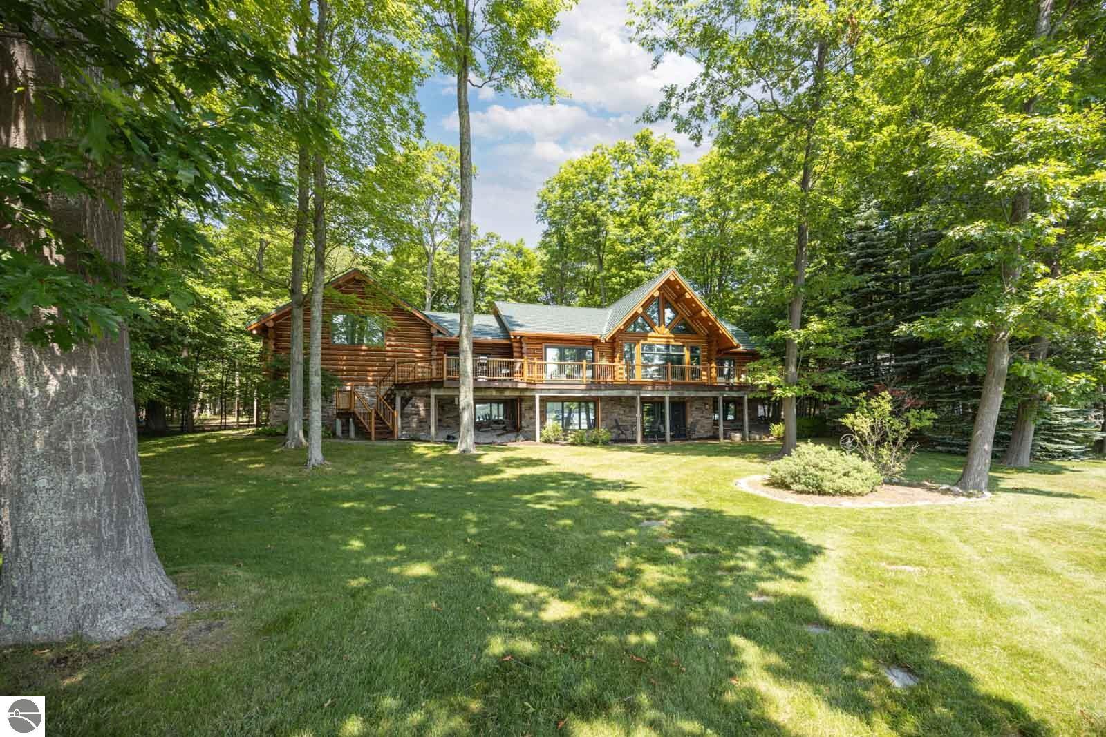 788 E Traverse Lake Road