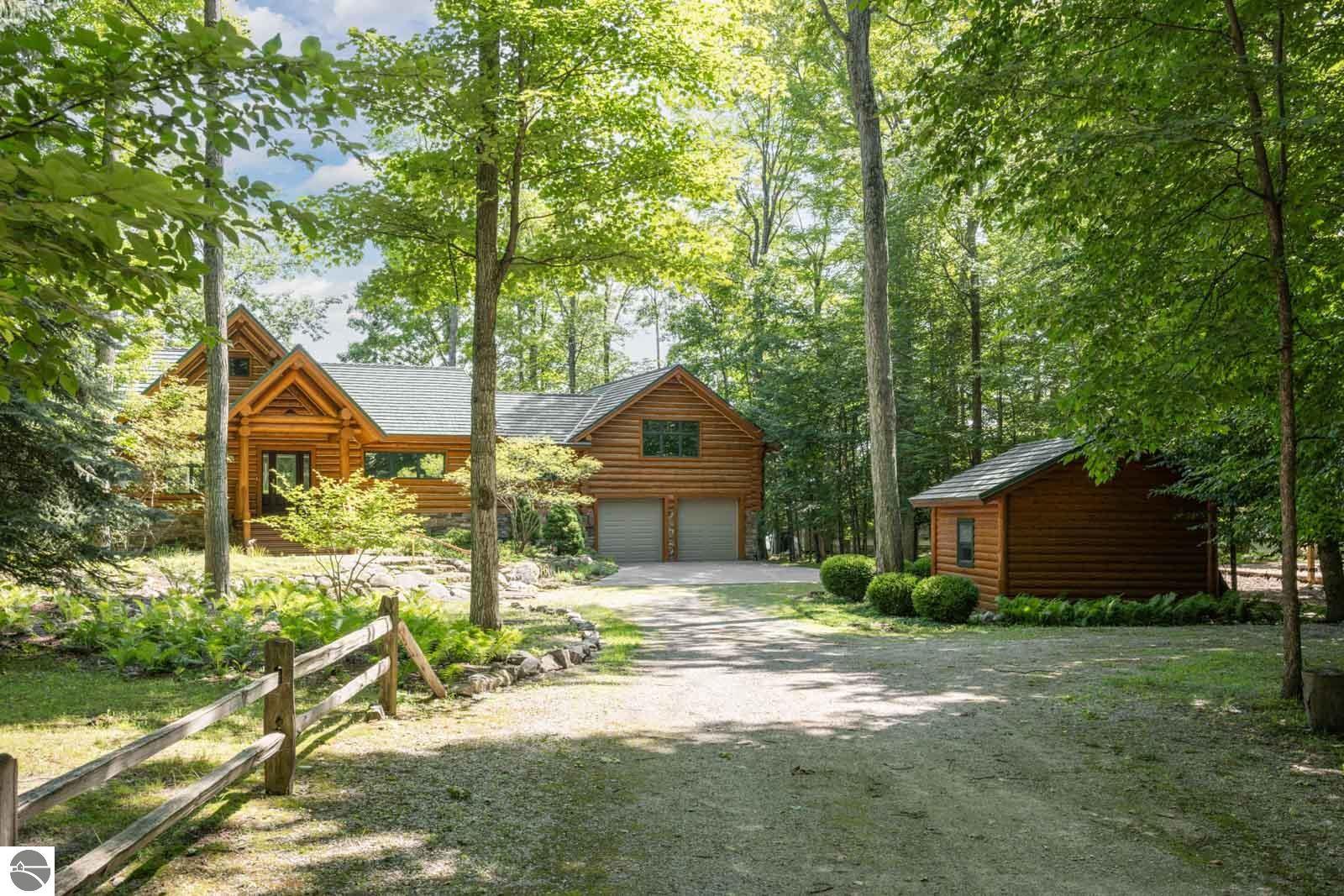 788 E Traverse Lake Road