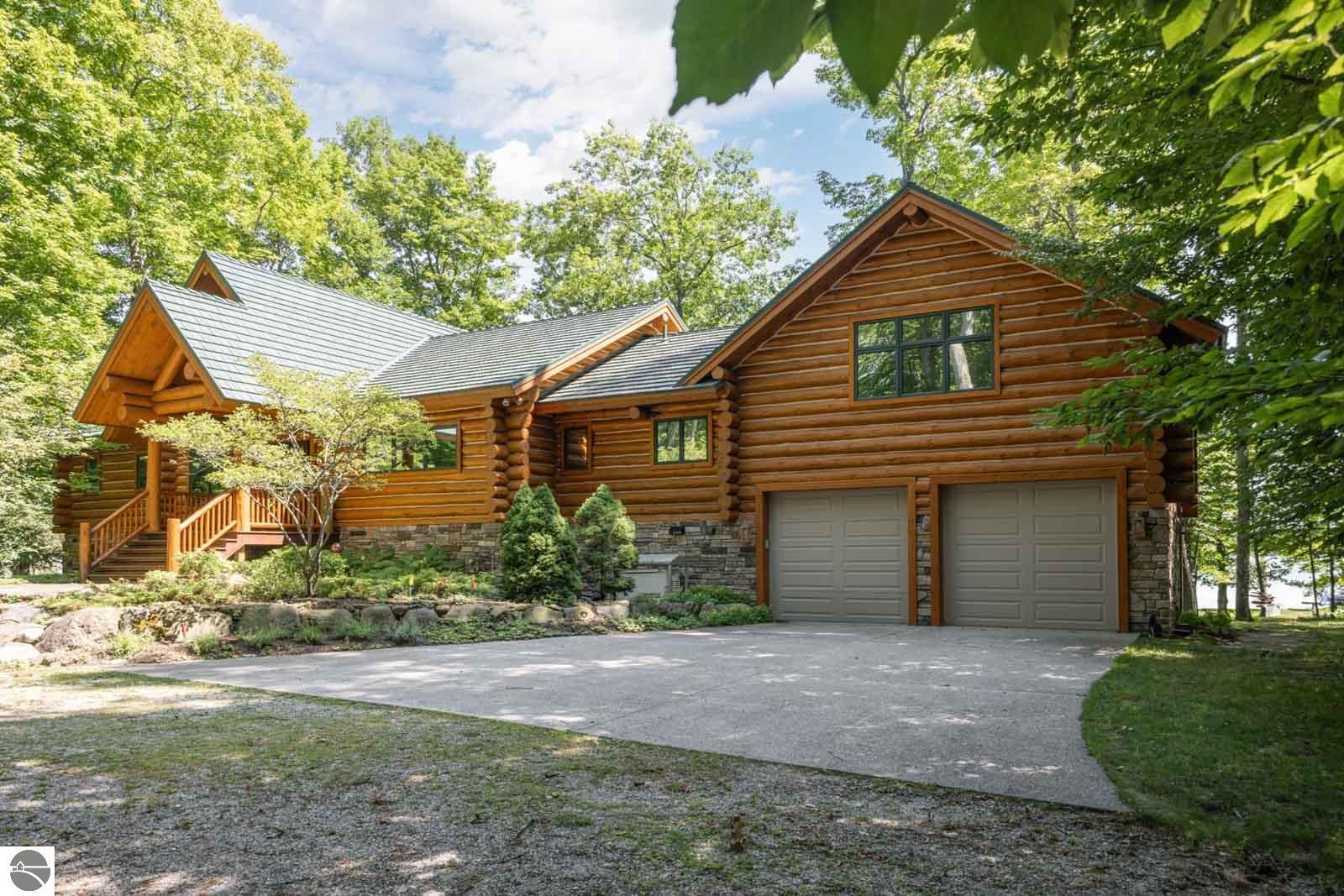 788 E Traverse Lake Road