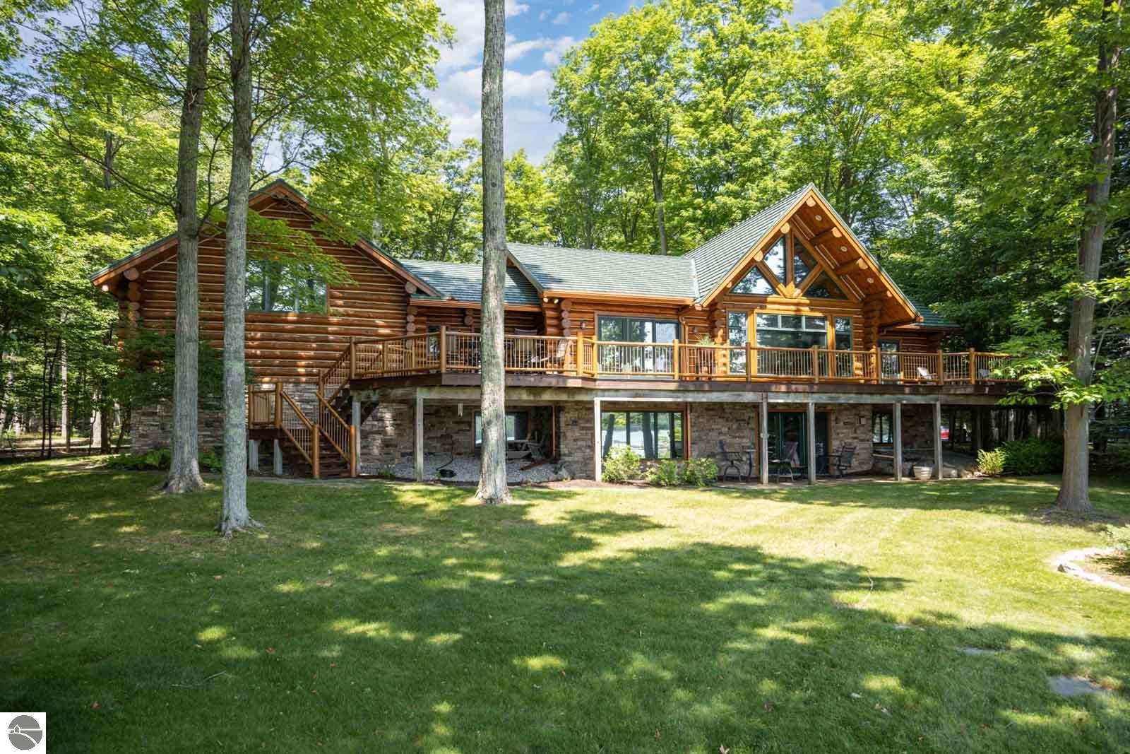 788 E Traverse Lake Road