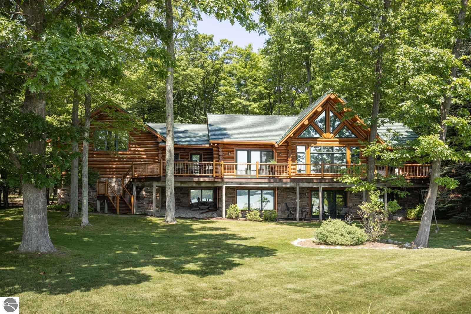 788 E Traverse Lake Road
