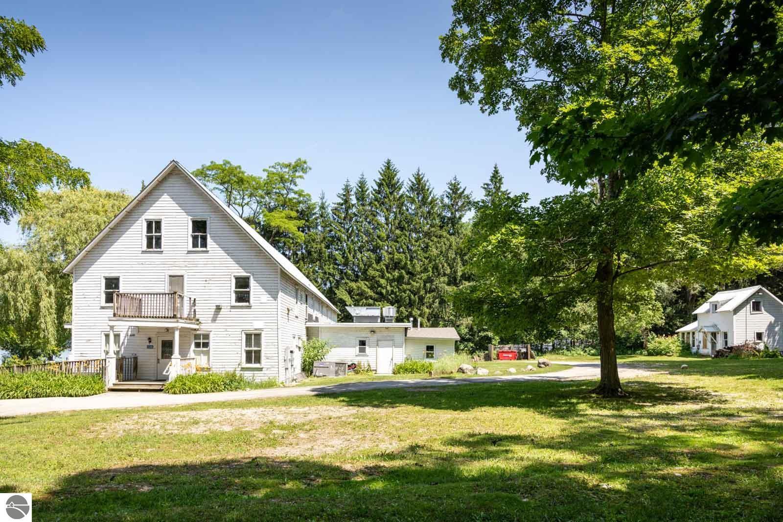 7345 W Glenmere Road