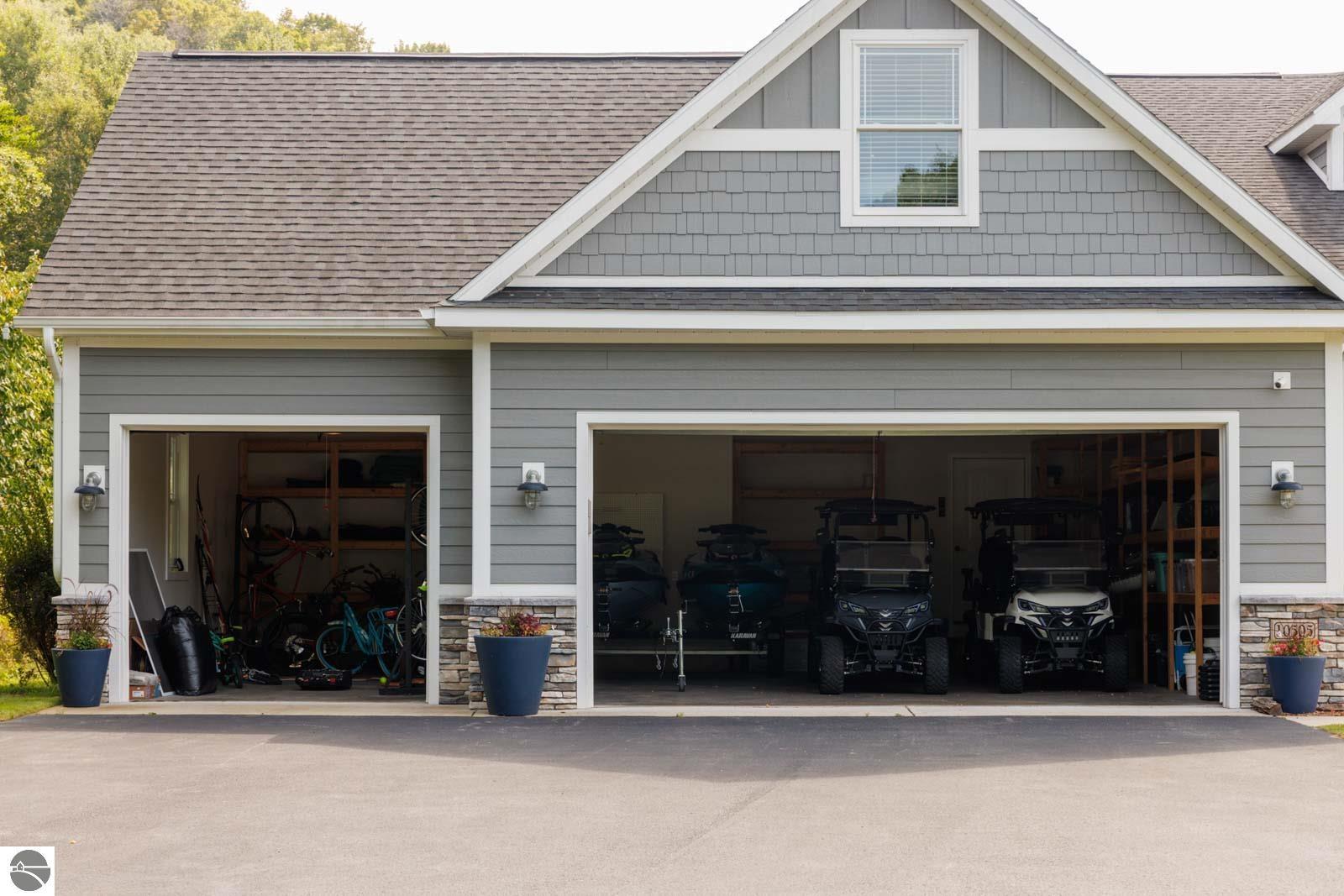 10505 W Pitch Apple Lane