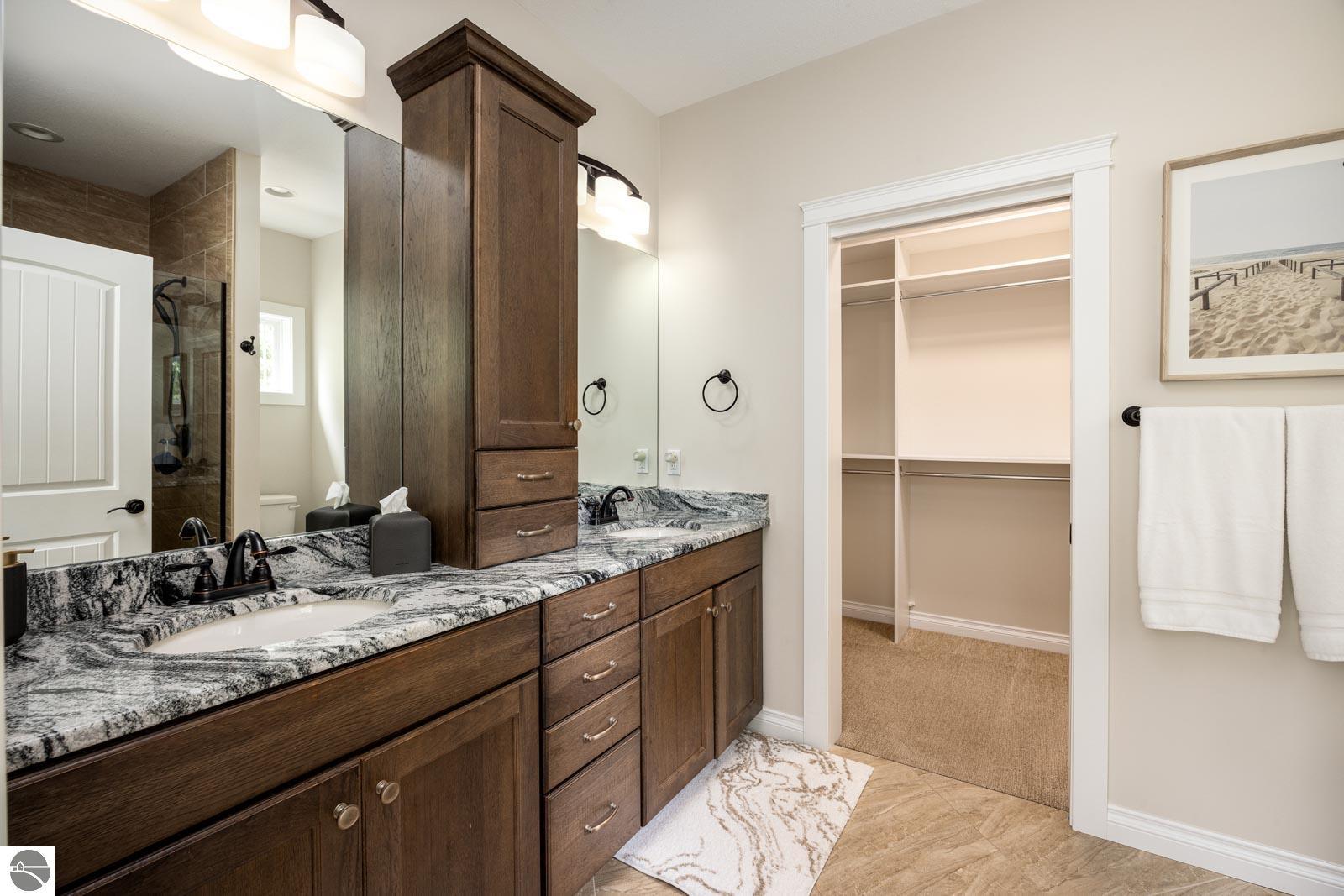 10505 W Pitch Apple Lane
