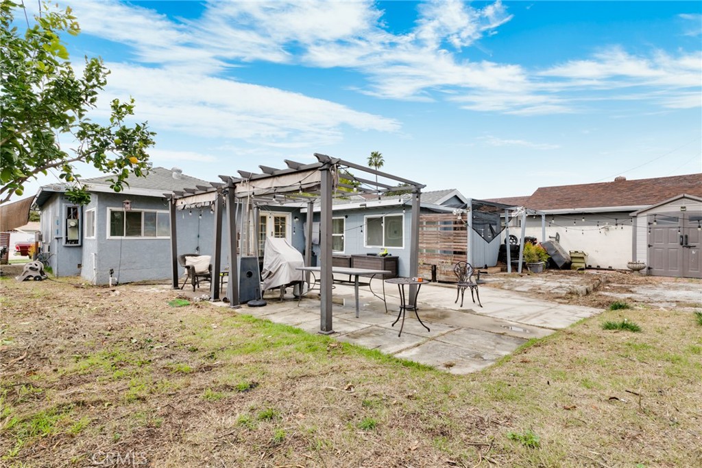 14502 Graystone Avenue