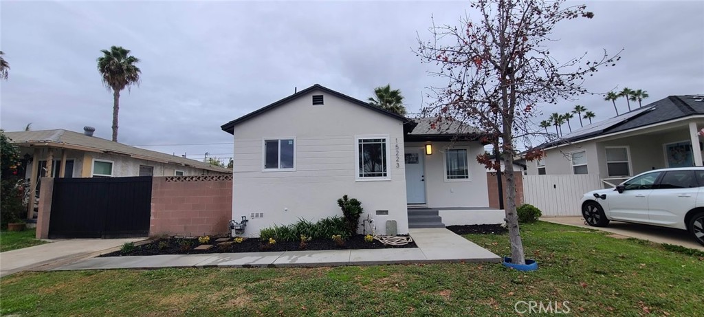 15223 Graystone Avenue