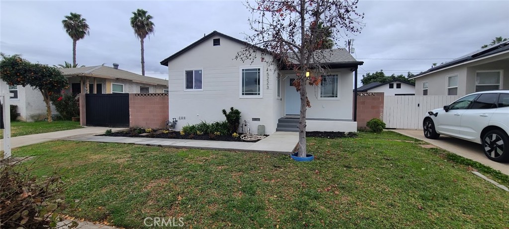 15223 Graystone Avenue