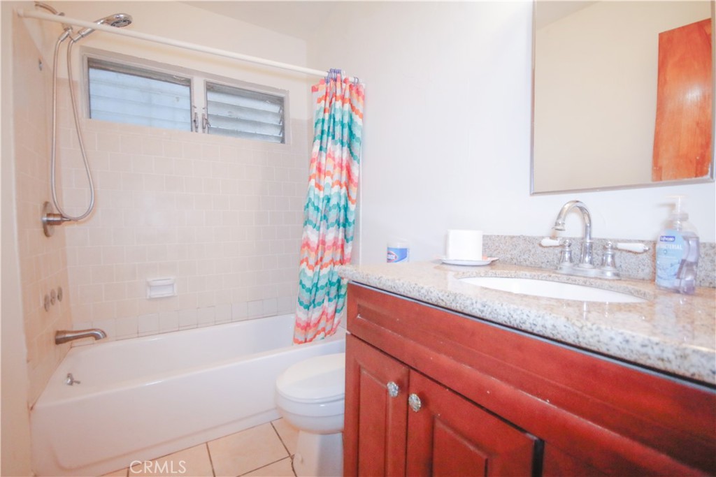 624 Silver Lake Boulevard 4