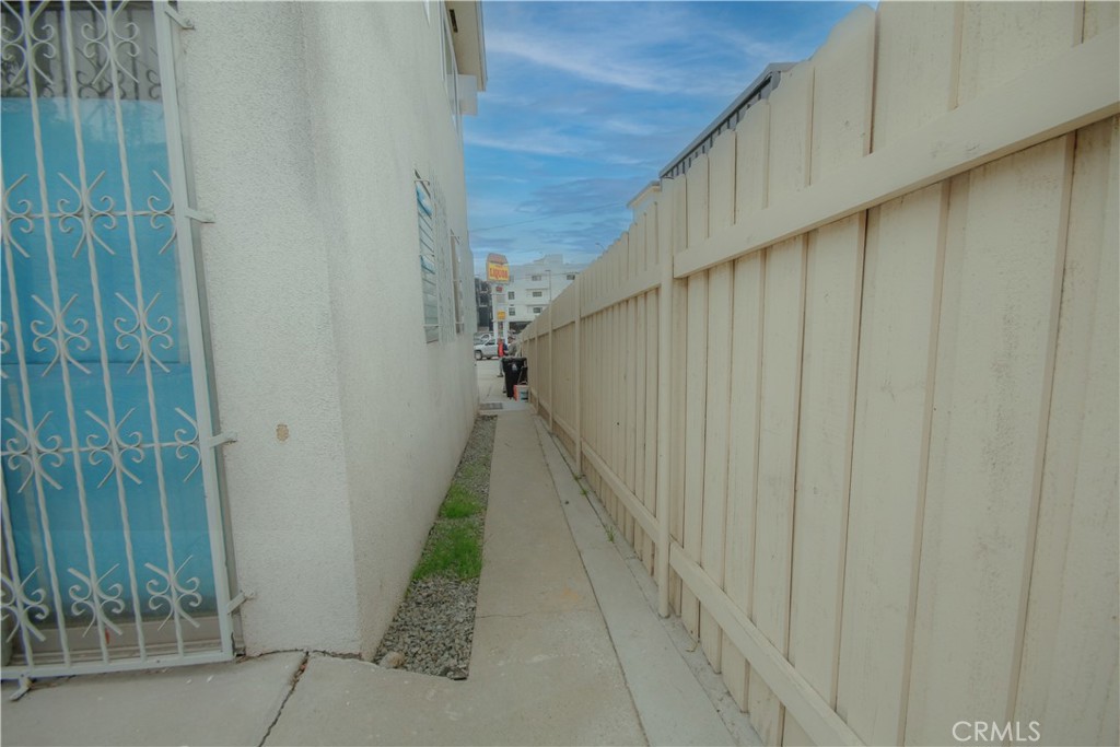 624 Silver Lake Boulevard 4