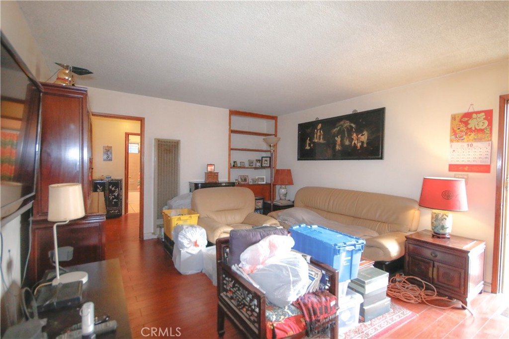 624 Silver Lake Boulevard 4