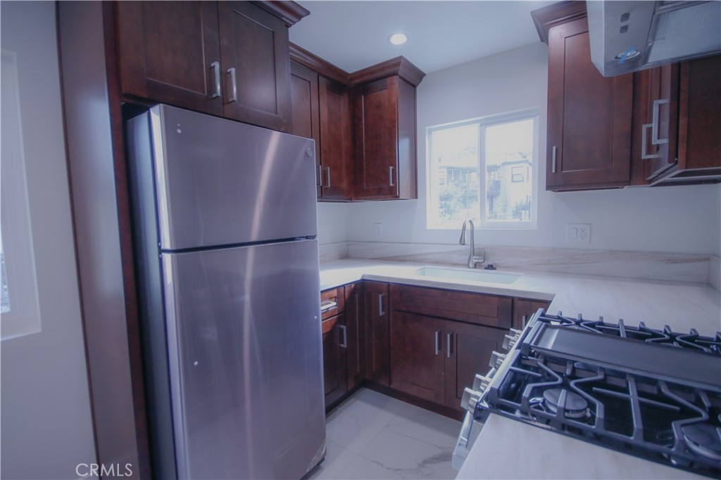 624 Silver Lake Boulevard 4