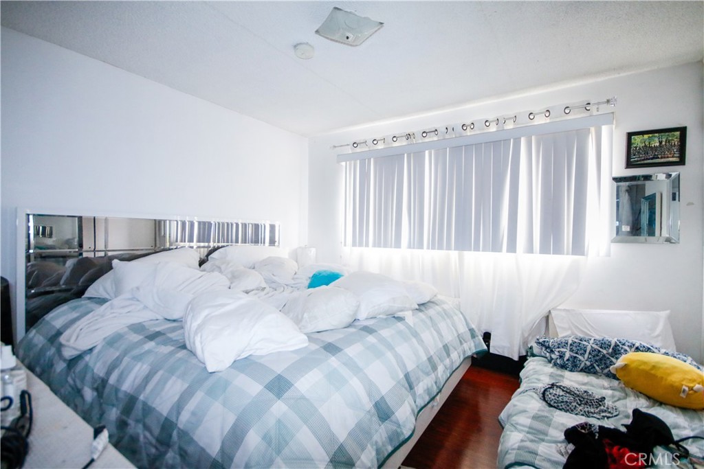 624 Silver Lake Boulevard 4