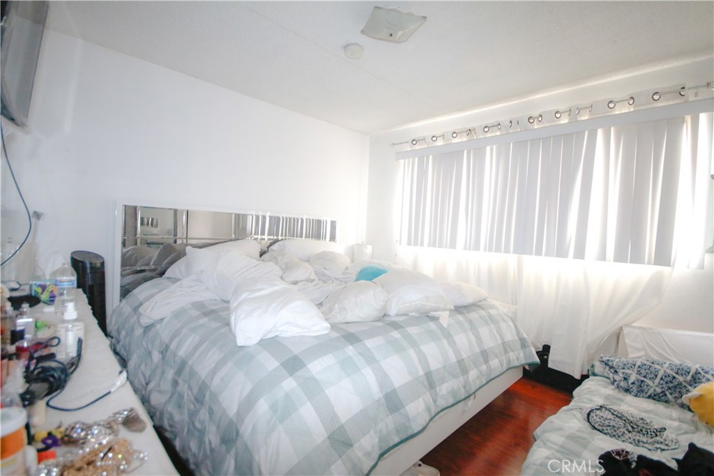 624 Silver Lake Boulevard 4