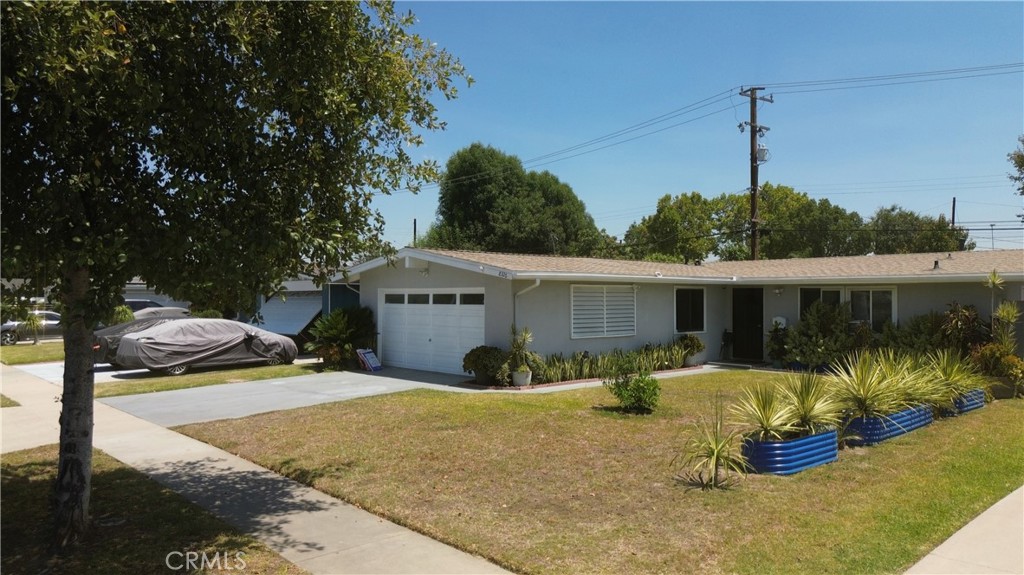 8326 Sanger Avenue