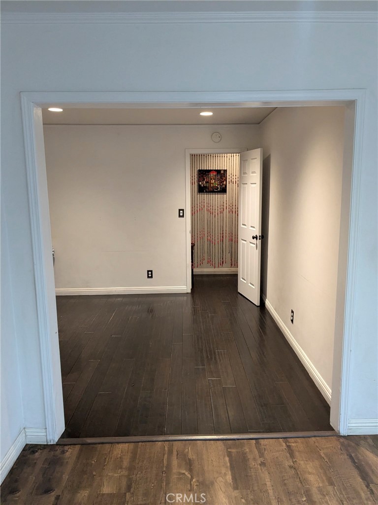 542 W Ada