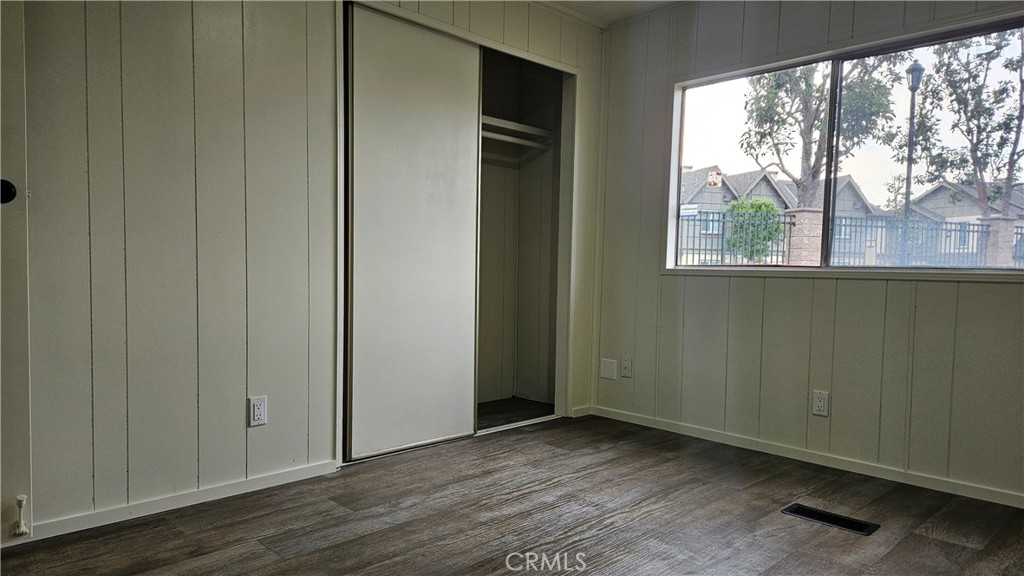 14352 Beach Boulevard 18