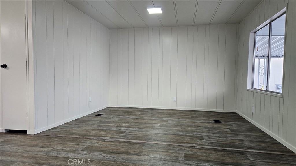 14352 Beach Boulevard 18
