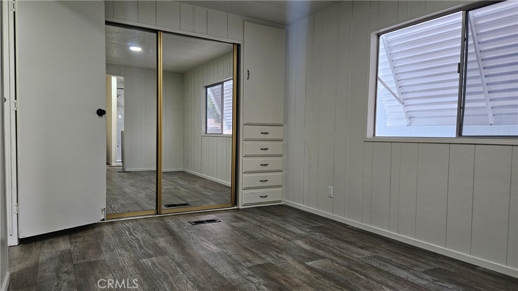 14352 Beach Boulevard 18